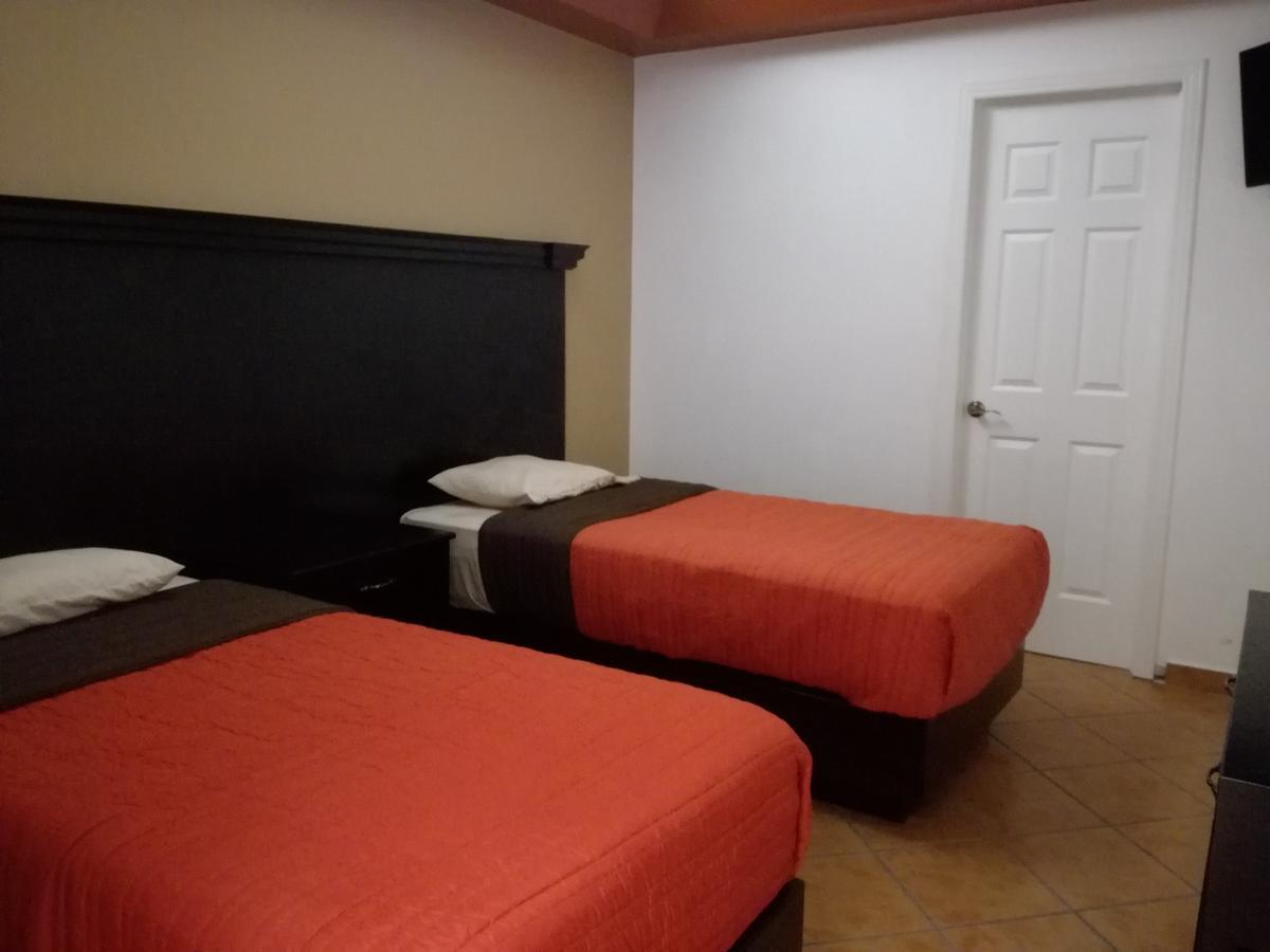Hotel Y Plaza Jalpan Luaran gambar