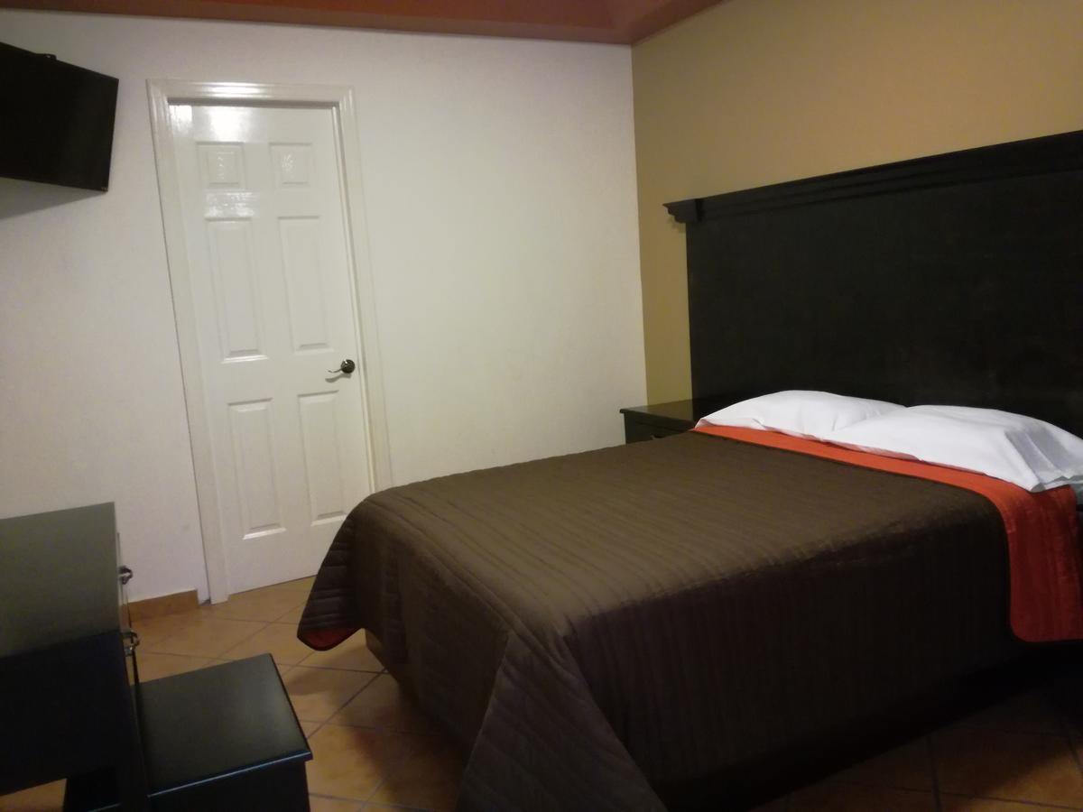 Hotel Y Plaza Jalpan Luaran gambar