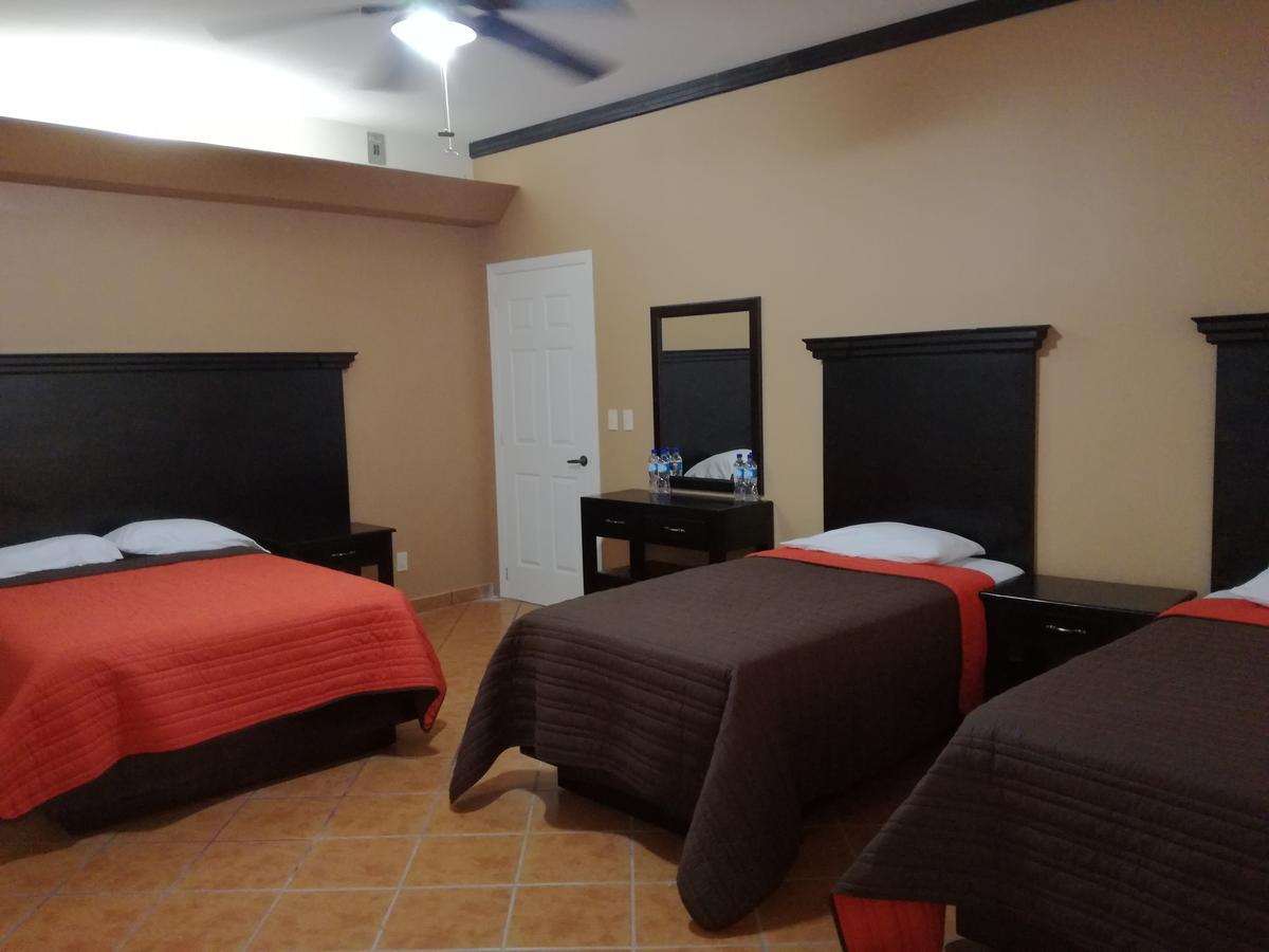Hotel Y Plaza Jalpan Luaran gambar