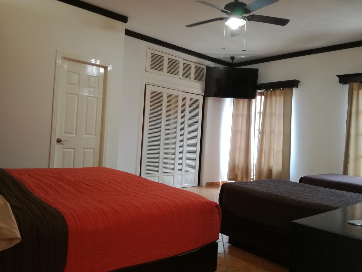 Hotel Y Plaza Jalpan Luaran gambar